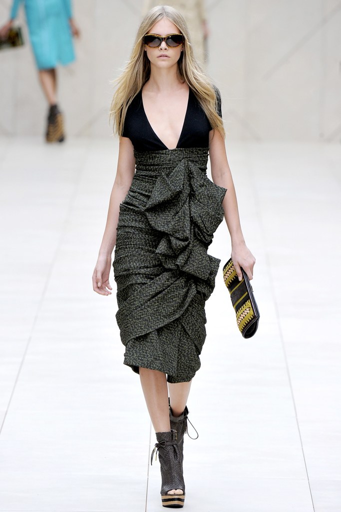 Fashion Show: Burberry Prorsum Spring 2012 Ready-to-Wear Collection ...