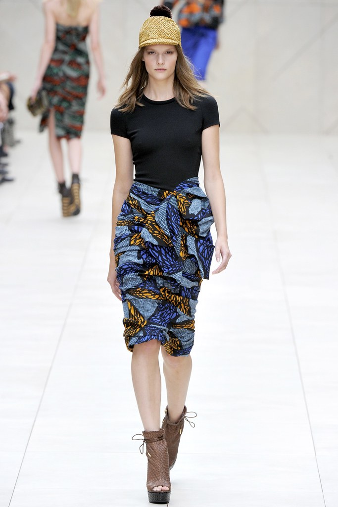 Fashion Show: Burberry Prorsum Spring 2012 Ready-to-Wear Collection ...